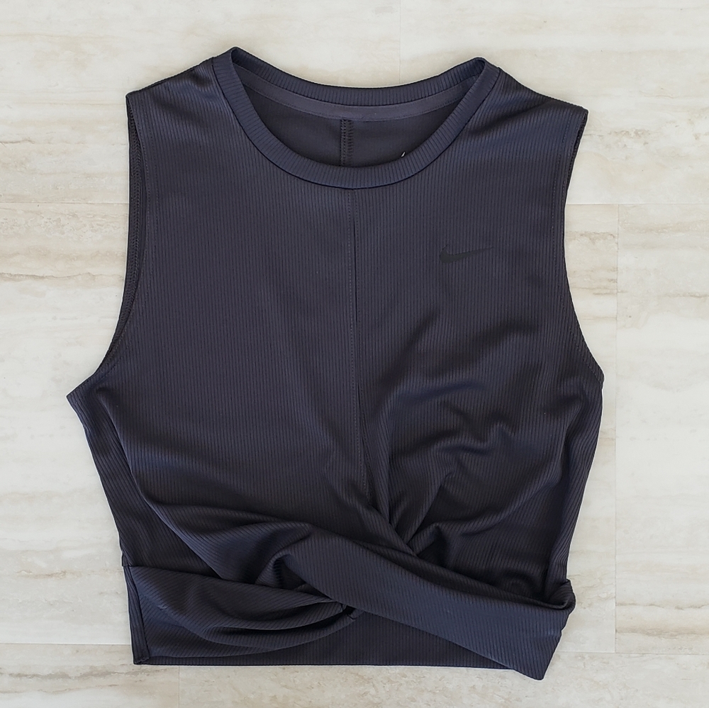 Nike Dri-Fit Crop Top